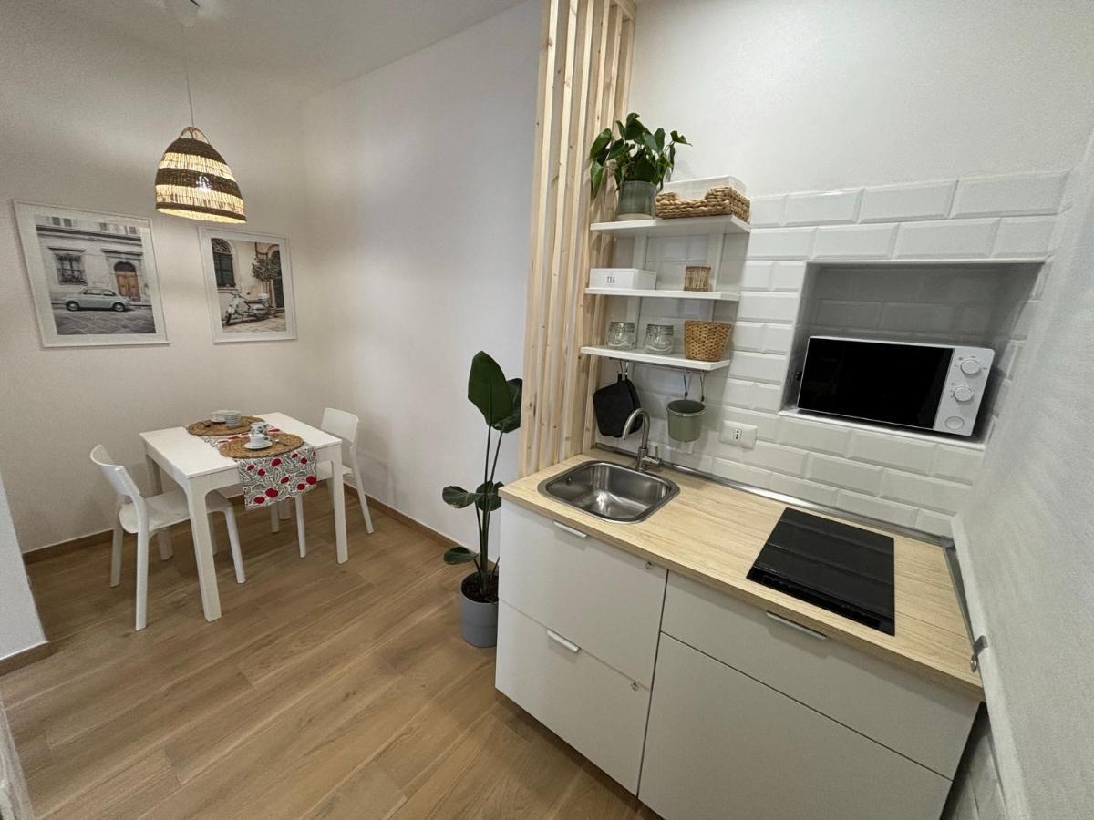 La Maison Appartement - A 200M Dal Porto 奇维塔韦基亚 外观 照片