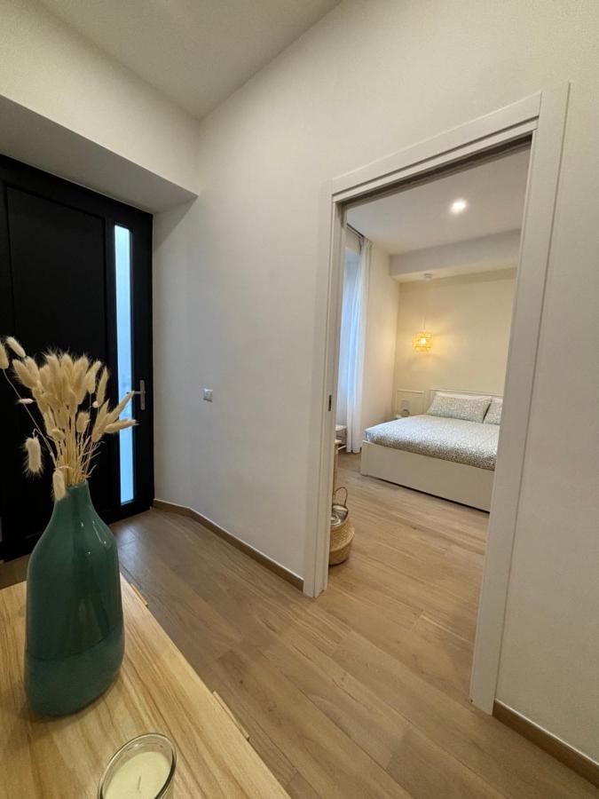 La Maison Appartement - A 200M Dal Porto 奇维塔韦基亚 外观 照片