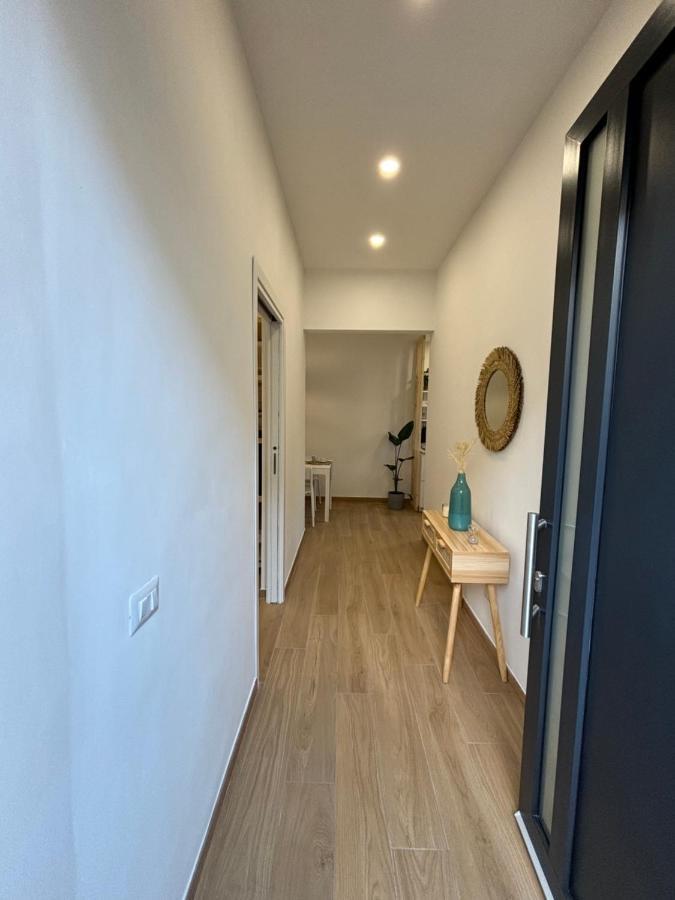 La Maison Appartement - A 200M Dal Porto 奇维塔韦基亚 外观 照片